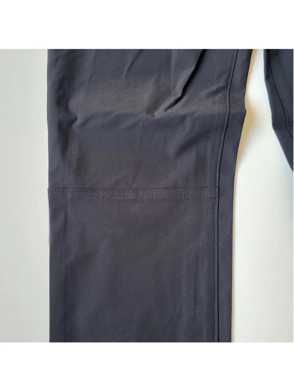 Men's All in Motion Stretchy Tapered Pants – Black – Size 32x34 – NWT